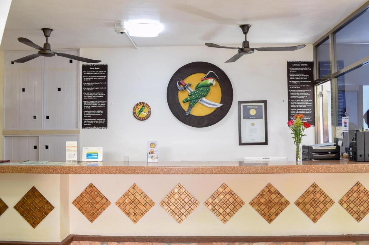 Hotel Bucaneros Isla Mujeres Extérieur photo