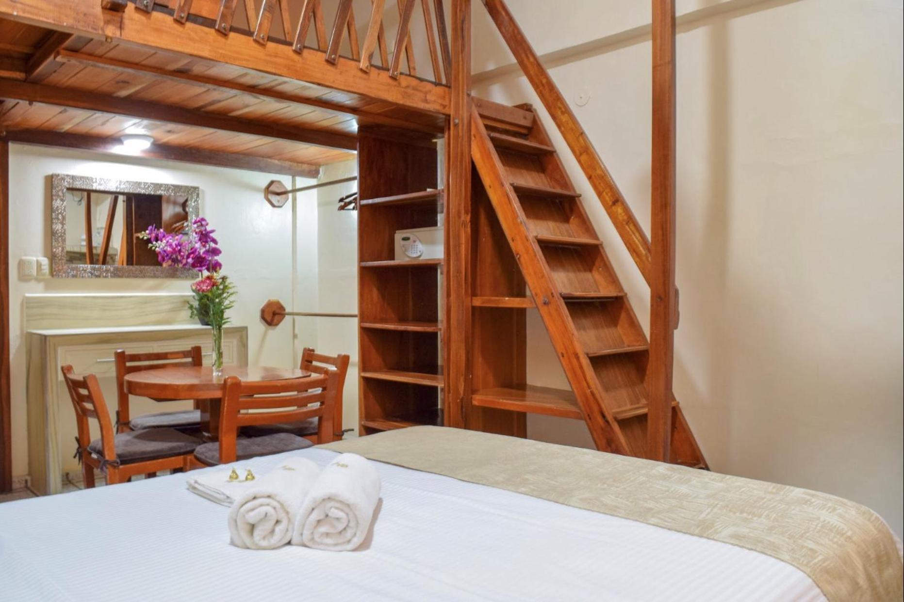 Hotel Bucaneros Isla Mujeres Extérieur photo